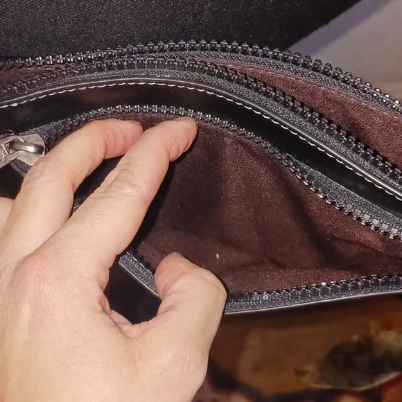 Coach Villians Crossbody Bag With Patches, Pouch And Villian Hankerchief - Picture 9 of 16